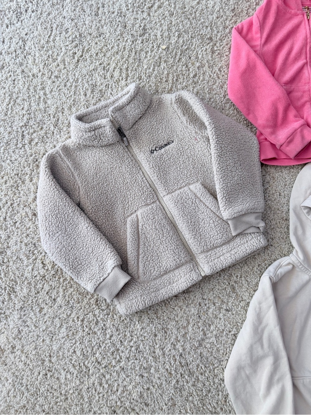 Kids sweaters bundle - Picture 2 of 6